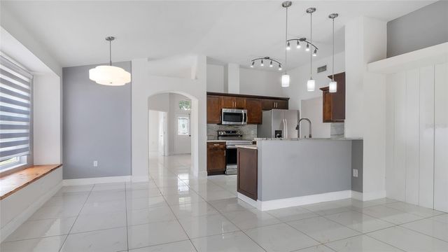 10536 SALISBURY STREET, Riverview, FL 33569