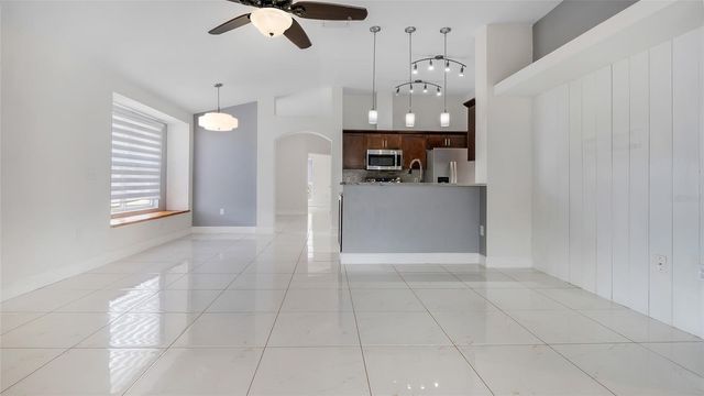 10536 SALISBURY STREET, Riverview, FL 33569