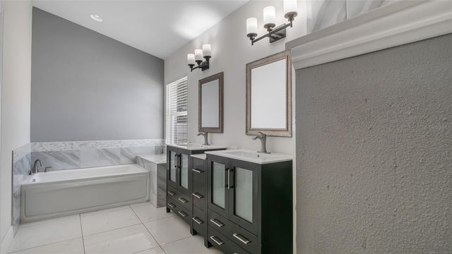 10536 SALISBURY STREET, Riverview, FL 33569