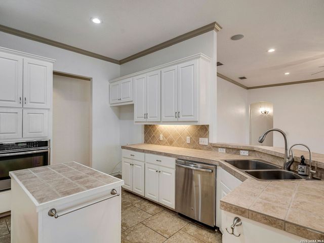 167 Hidden Haven Dr, Boerne, TX 78006