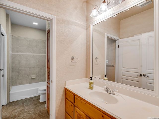 167 Hidden Haven Dr, Boerne, TX 78006