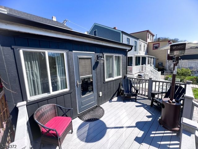 43 Ferry St, Lambertville City, NJ 08530
