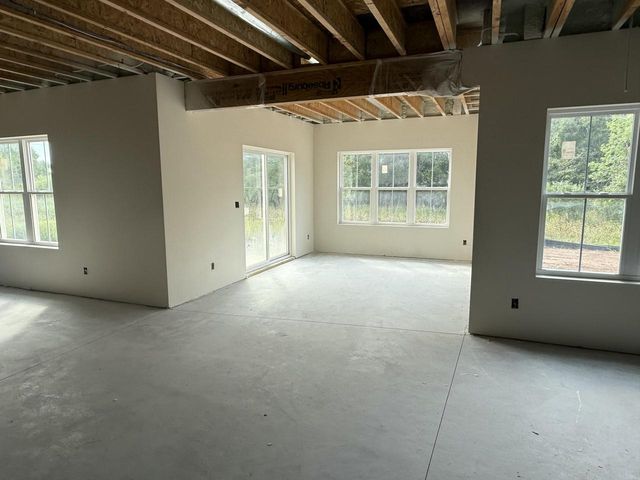 9744 N Migratory COURT, Mequon, WI 53092