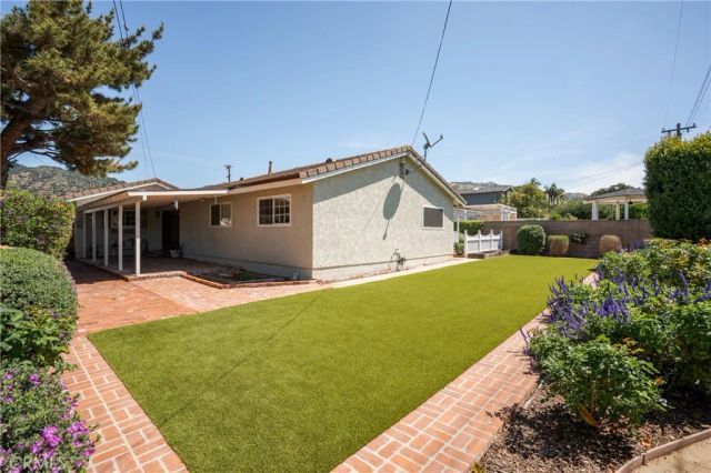 1002 E Leadora, Glendora, CA 91741
