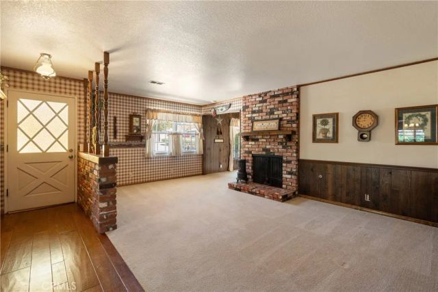 1002 E Leadora, Glendora, CA 91741