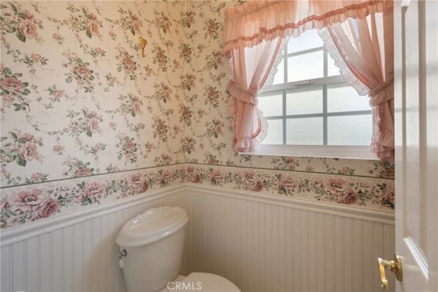 1002 E Leadora, Glendora, CA 91741