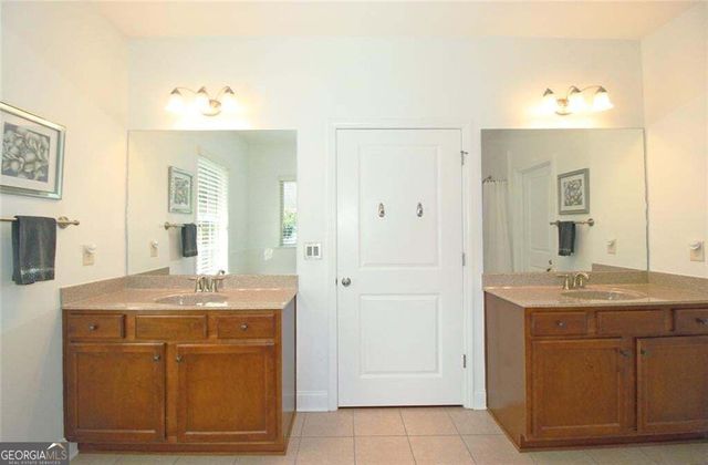 625 Aunt Lucy (Unit 60) Lane SW, Smyrna, GA 30082