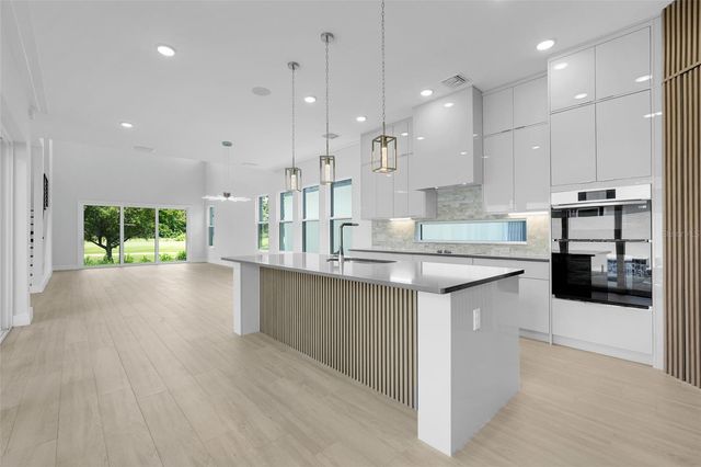 3036 KENSINGTON AVENUE, Davenport, FL 33837