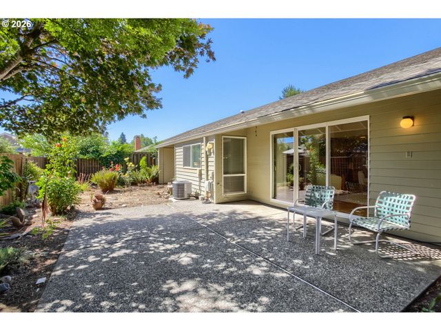 16700 Sw MATADOR Ln, Portland, OR 97224