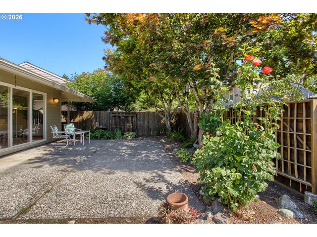 16700 Sw MATADOR Ln, Portland, OR 97224
