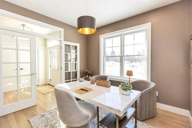 14 Overlook Circle, Auburn, NH 03032