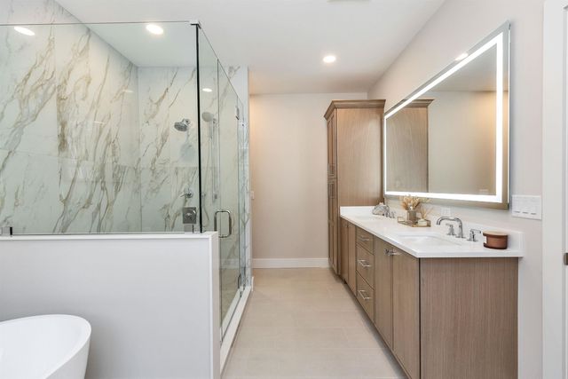 14 Overlook Circle, Auburn, NH 03032