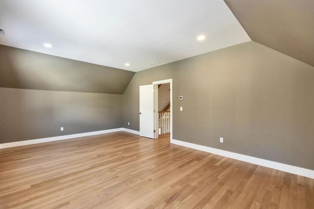 14 Overlook Circle, Auburn, NH 03032