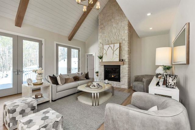 14 Overlook Circle, Auburn, NH 03032