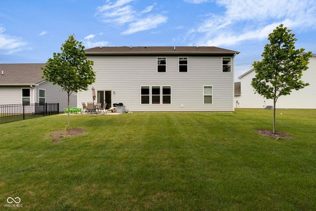 19490 Honeylocust Glen, Noblesville, IN 46062