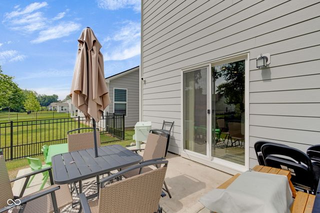 19490 Honeylocust Glen, Noblesville, IN 46062