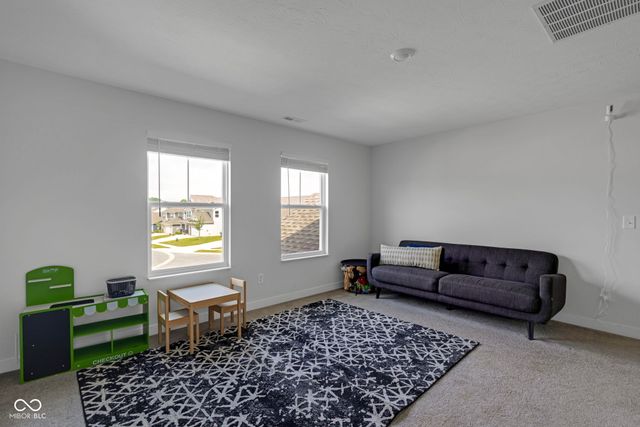 19490 Honeylocust Glen, Noblesville, IN 46062