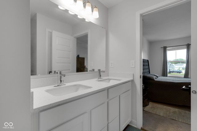 19490 Honeylocust Glen, Noblesville, IN 46062