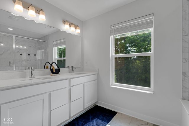 19490 Honeylocust Glen, Noblesville, IN 46062