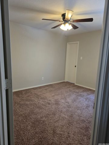 6772 Wayman, Live Oak, TX 78233