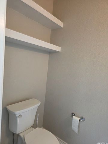 6772 Wayman, Live Oak, TX 78233