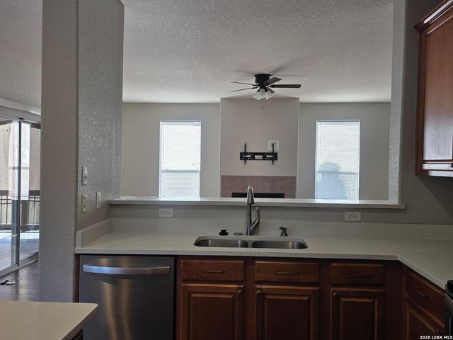 6772 Wayman, Live Oak, TX 78233