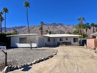 633 N Plaza Amigo, Palm Springs, CA 92262