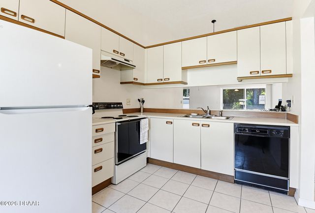 1111 Oak Forest Circle, Port Orange, FL 32129