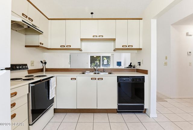 1111 Oak Forest Circle, Port Orange, FL 32129