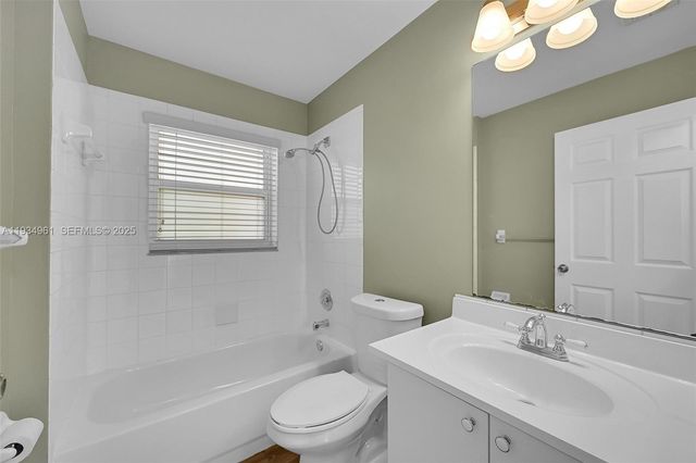 5382 NW 120th Ave, Coral Springs, FL 33076