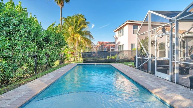 5382 NW 120th Ave, Coral Springs, FL 33076