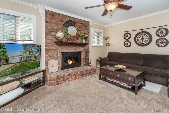 13758 Charrington Drive, Sterling Heights, MI 48313
