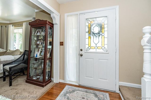 13758 Charrington Drive, Sterling Heights, MI 48313