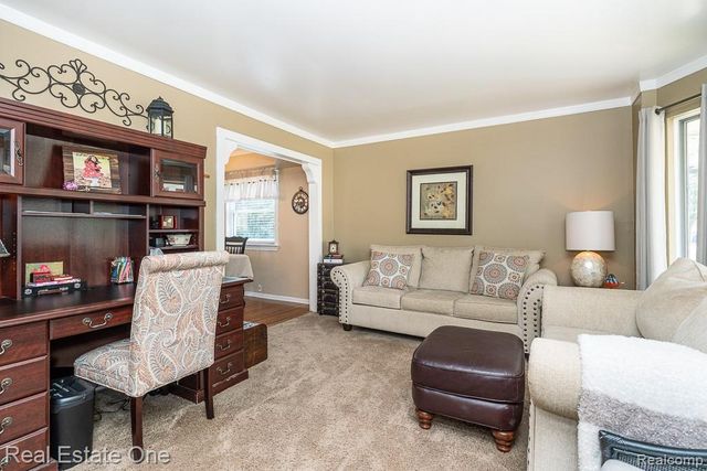 13758 Charrington Drive, Sterling Heights, MI 48313