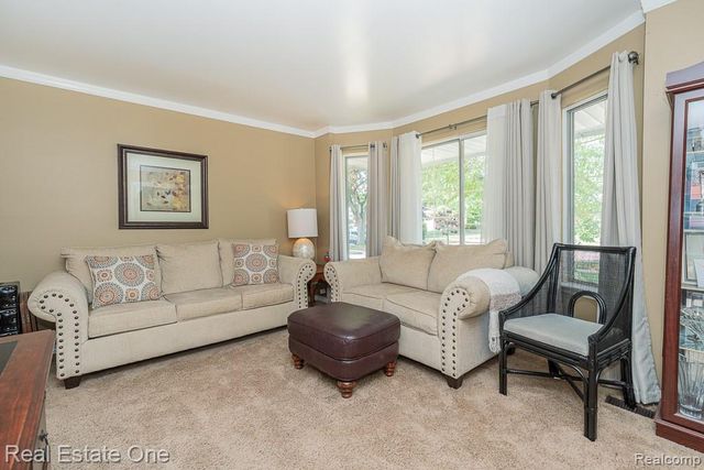 13758 Charrington Drive, Sterling Heights, MI 48313