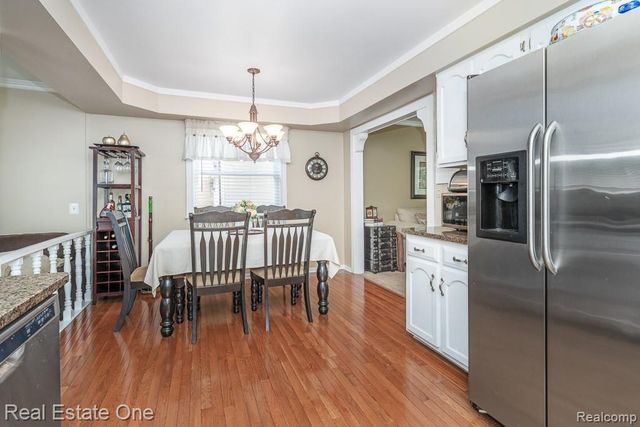 13758 Charrington Drive, Sterling Heights, MI 48313