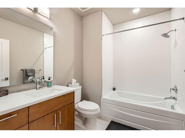 6618 E Lowry Blvd 307, Denver, CO 80230