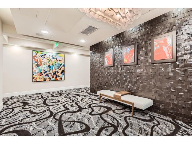 6618 E Lowry Blvd 307, Denver, CO 80230