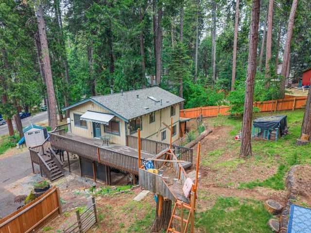 5027 Golden Ct, Pollock Pines, CA 95726