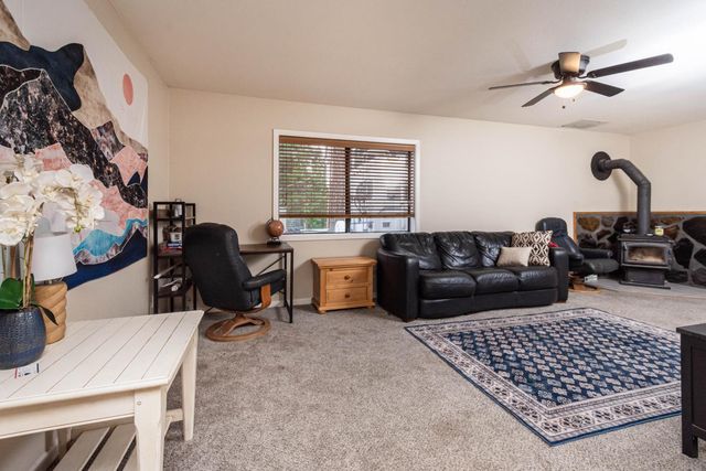 5027 Golden Ct, Pollock Pines, CA 95726