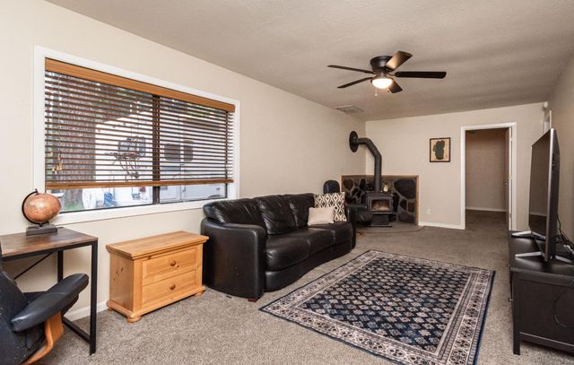 5027 Golden Ct, Pollock Pines, CA 95726