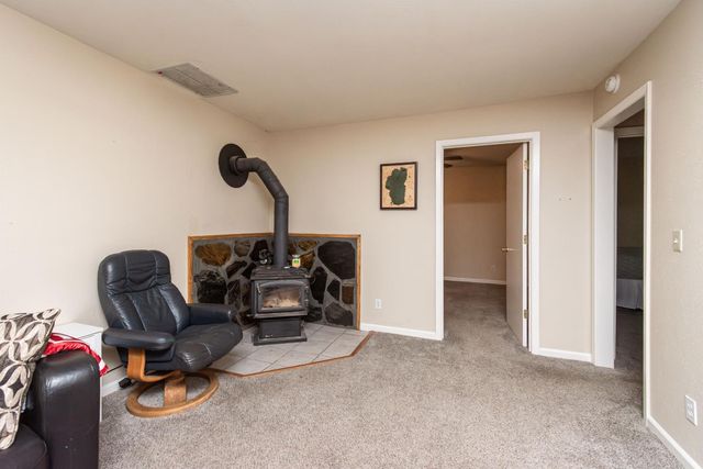 5027 Golden Ct, Pollock Pines, CA 95726