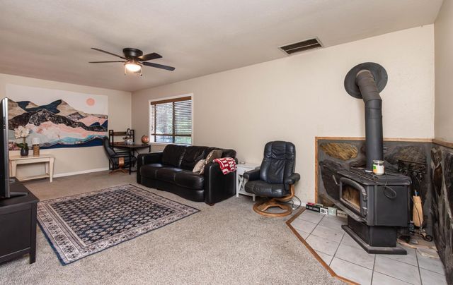 5027 Golden Ct, Pollock Pines, CA 95726