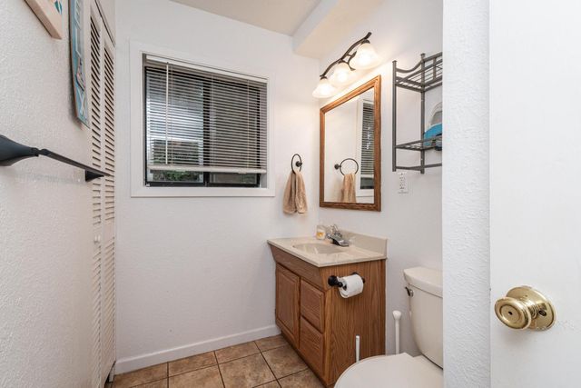 5027 Golden Ct, Pollock Pines, CA 95726
