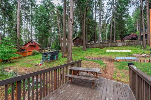 5027 Golden Ct, Pollock Pines, CA 95726