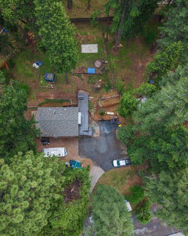 5027 Golden Ct, Pollock Pines, CA 95726