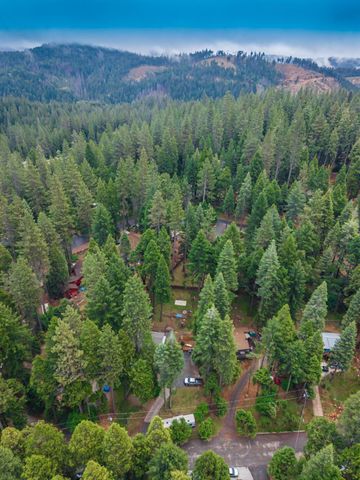5027 Golden Ct, Pollock Pines, CA 95726