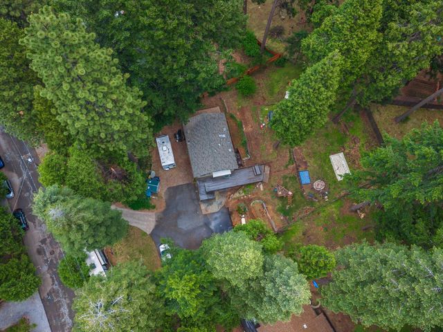 5027 Golden Ct, Pollock Pines, CA 95726