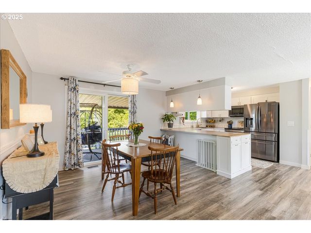 18741 ALLEGHENY Dr, Oregon City, OR 97045