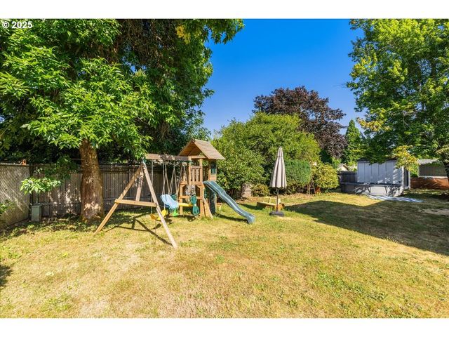 18741 ALLEGHENY Dr, Oregon City, OR 97045